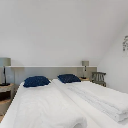 In De Koog Near Forest בית נופש *