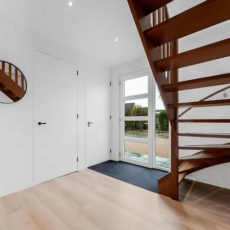 In De Koog Near Forest Nyaraló Westermient