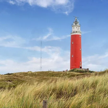 Nyaraló In De Koog Near Forest *